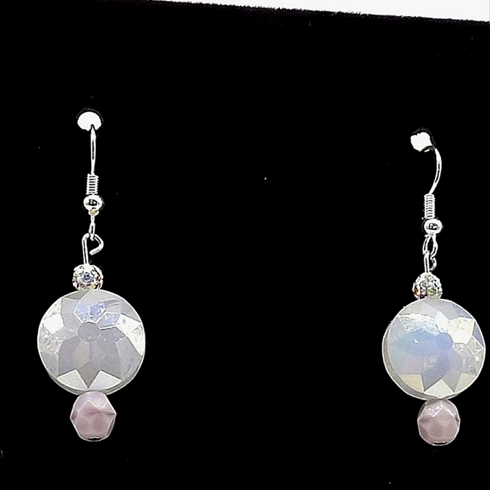 🆕️ Milky White Crystal Earrings a1